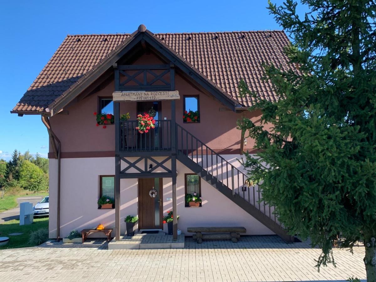 Apartmany Na Rozcesti Lomnice nad Popelkou Exterior photo