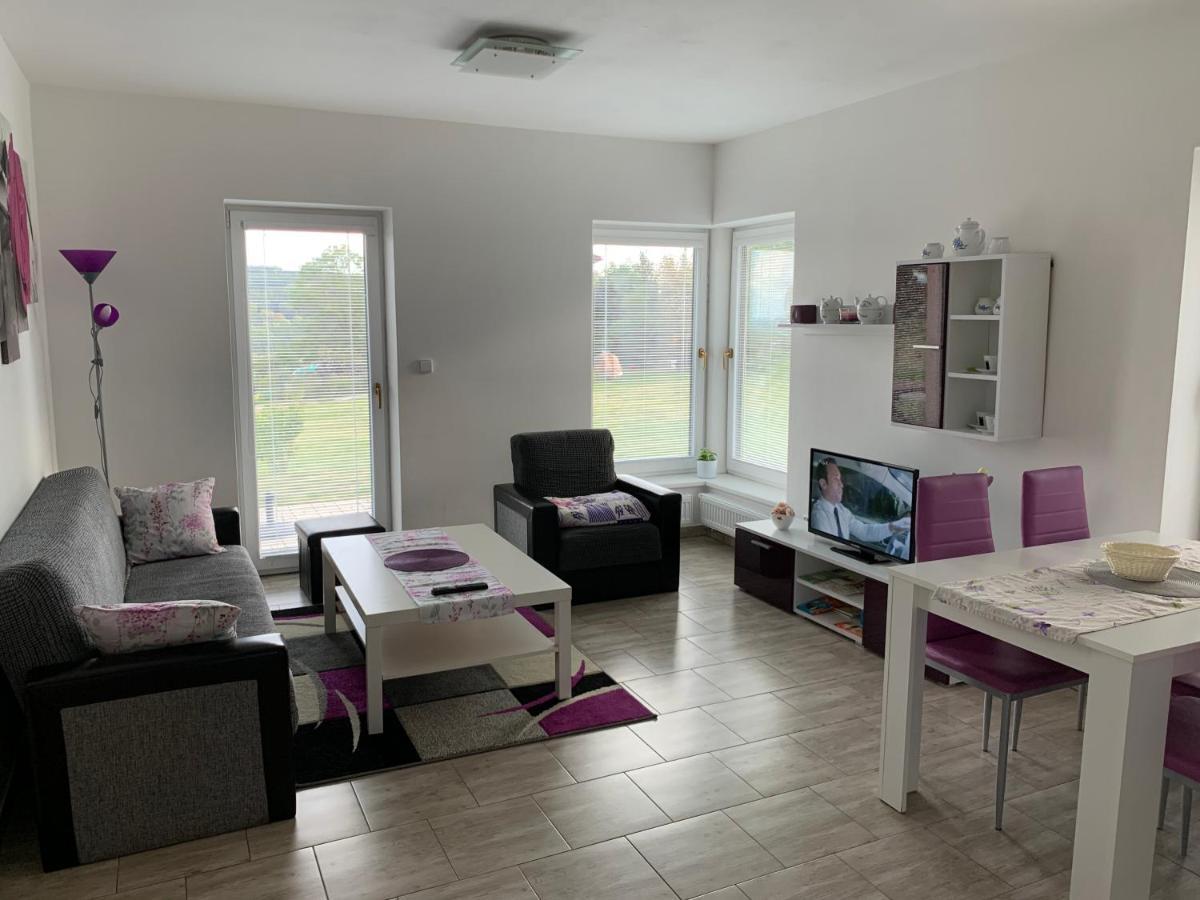 Apartmany Na Rozcesti Lomnice nad Popelkou Exterior photo