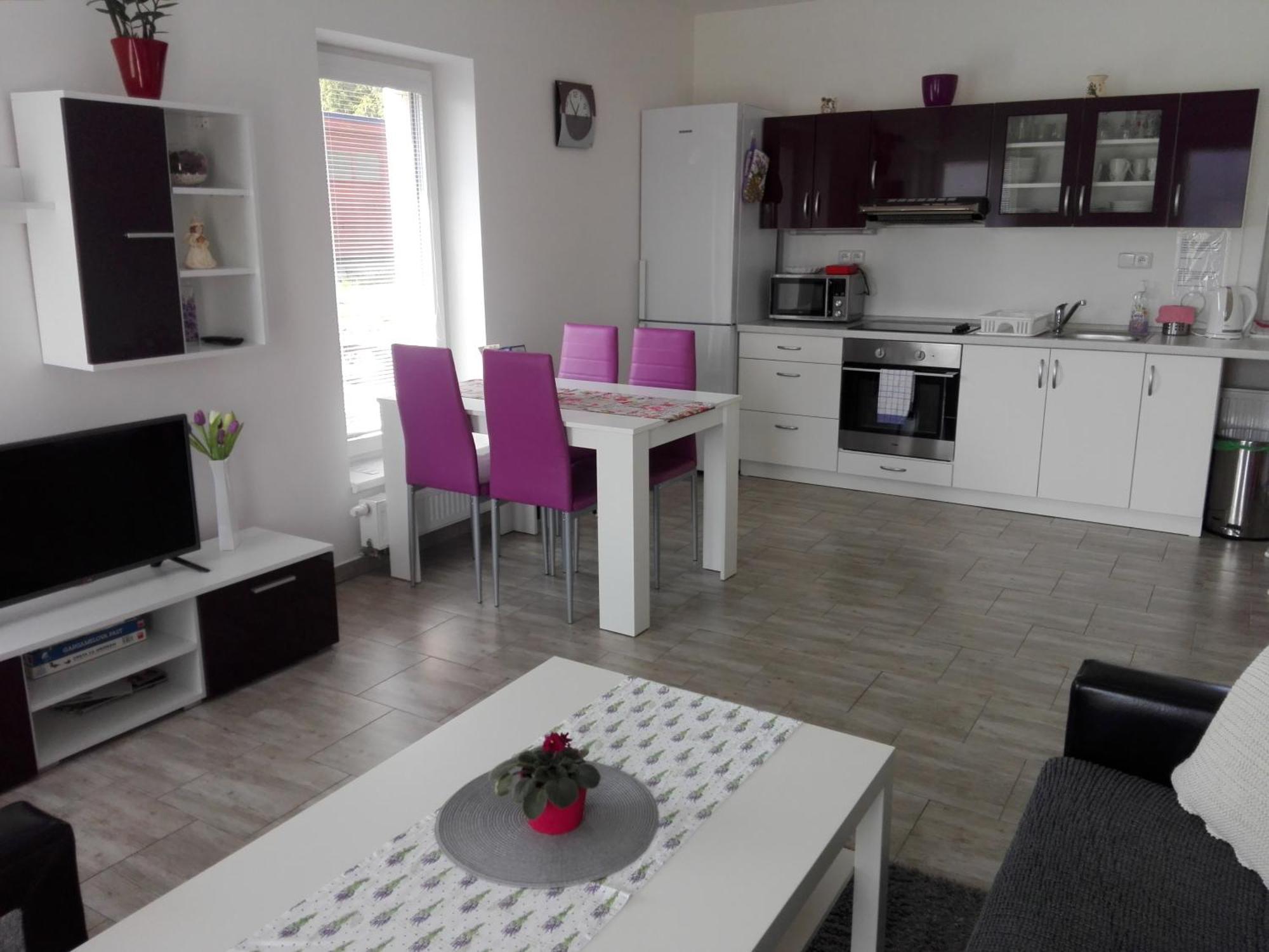 Apartmany Na Rozcesti Lomnice nad Popelkou Exterior photo