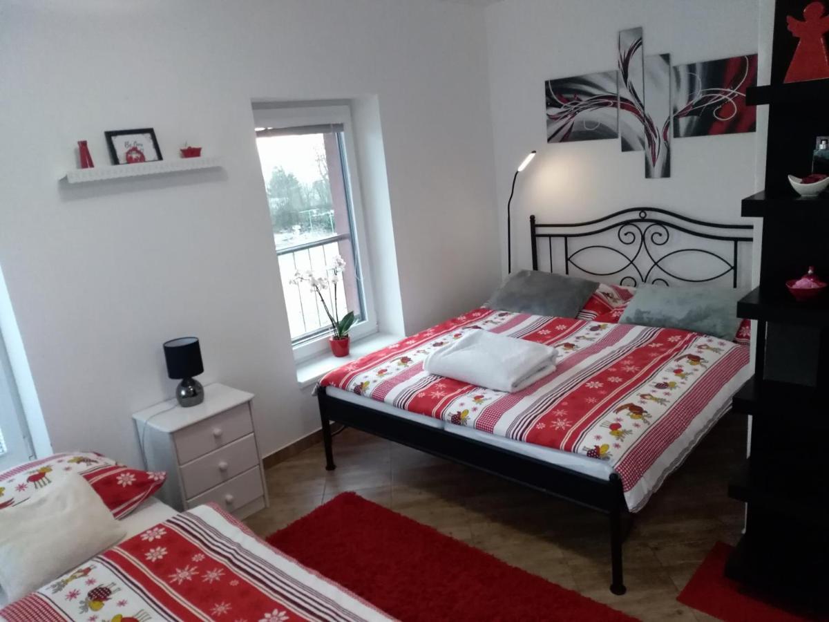 Apartmany Na Rozcesti Lomnice nad Popelkou Exterior photo
